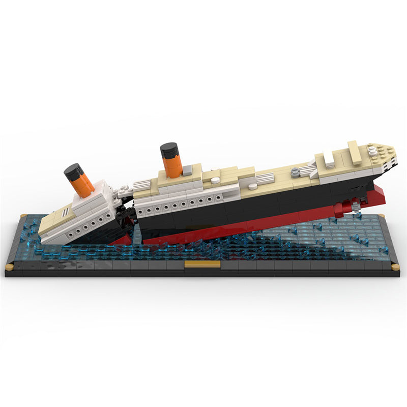 MOC-51466 Titanic Sinking Scene